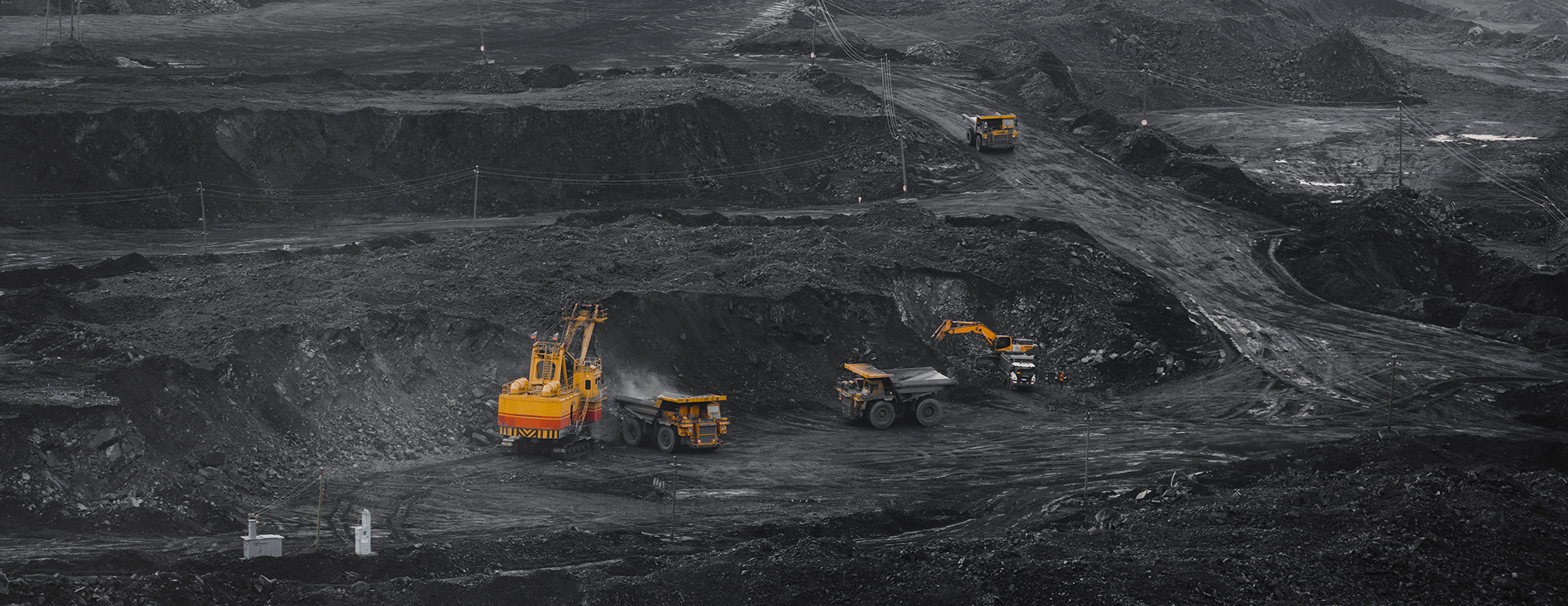 أكبر مورد خام الأنتيمون في الإمارات